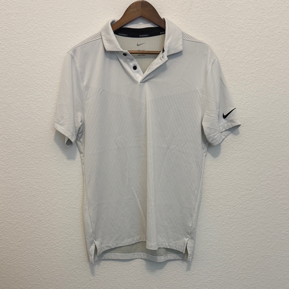 Nike Golf Men's Light Gray Polo Shirt